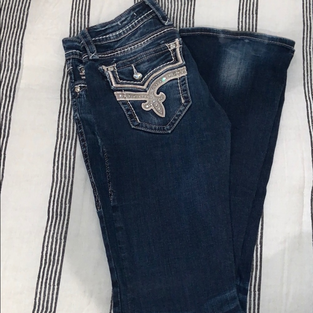 Women’s Rock Revival jeans
